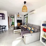 Σπίτι διακοπών Casa Kerrie, Private And Communal Pools, Sunny Terrace, Air Conditioning *