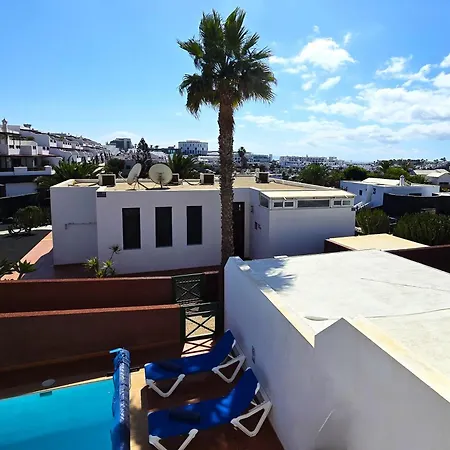 Casa Kerrie, Private And Communal Pools, Sunny Terrace, Air Conditioning פלאיה בלנקה