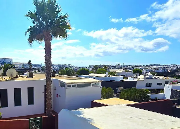 Casa Kerrie, Private And Communal Pools, Sunny Terrace, Air Conditioning Vakantiehuis Playa Blanca (Lanzarote)