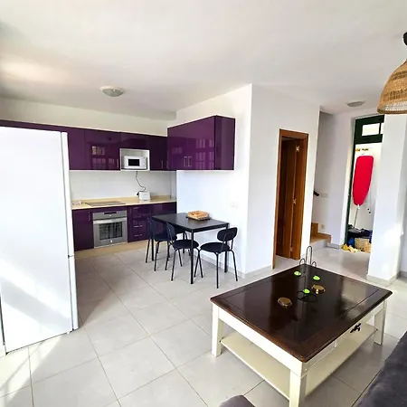 Сasa de vacaciones Casa Kerrie, Private And Communal Pools, Sunny Terrace, Air Conditioning Playa Blanca (Lanzarote)